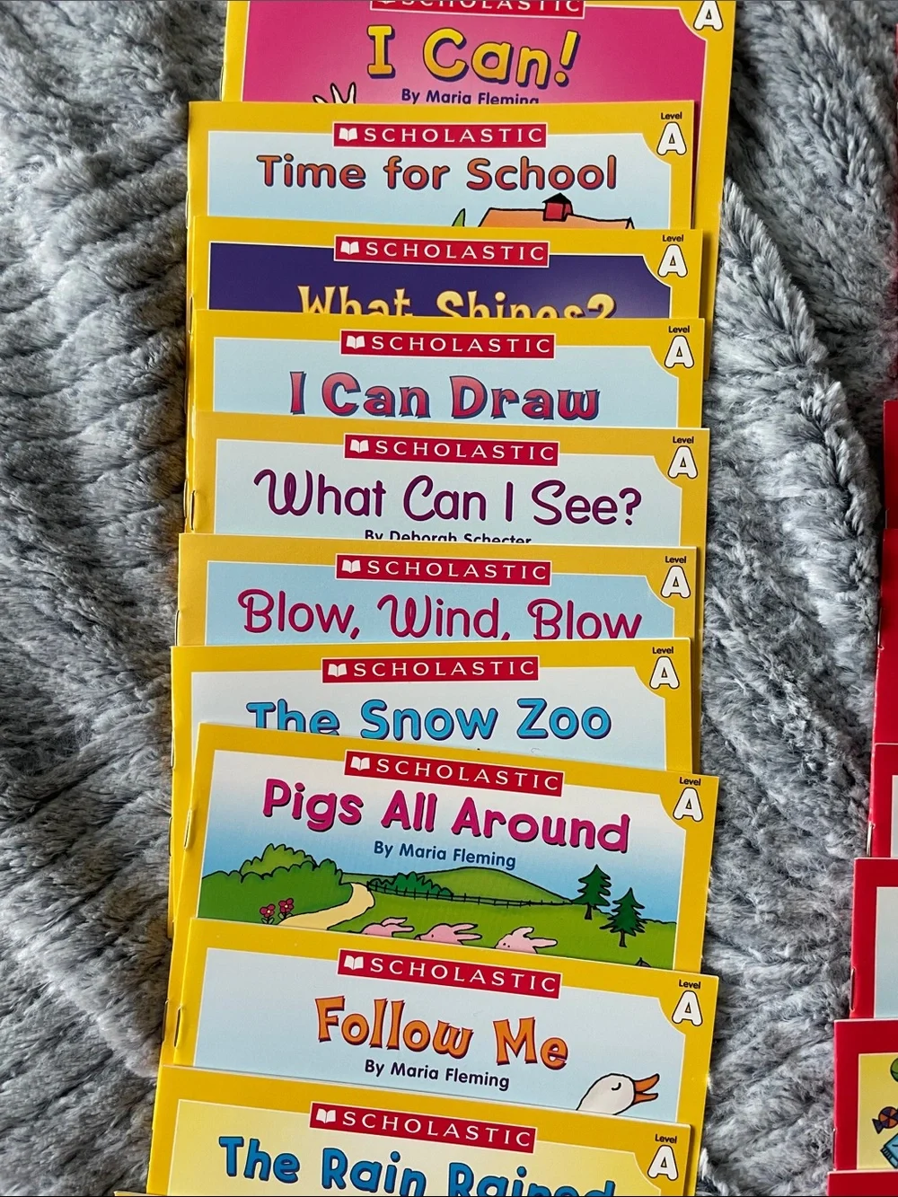 Scholastic Mini Early Reader Book Set - Red, Blue, Green, Yellow